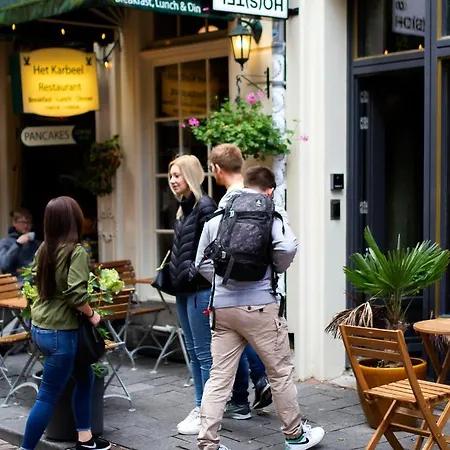 Auberge de jeunesse This HoTel