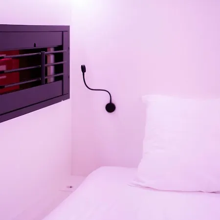 This HoTel 호스텔