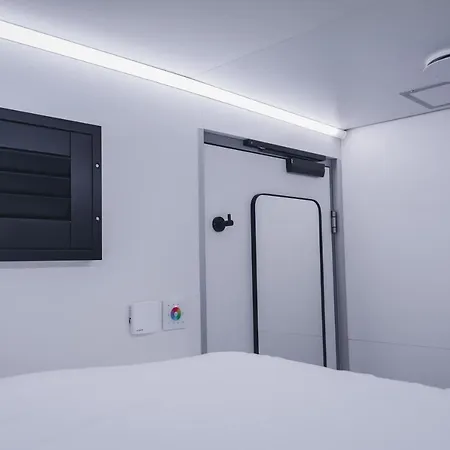 Auberge de jeunesse This HoTel *