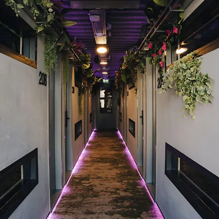 This HoTel Amsterdam