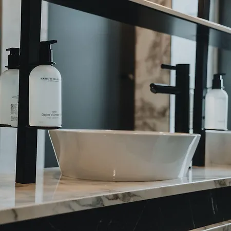 This HoTel Amsterdam