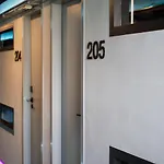 This HoTel بيت شباب *
